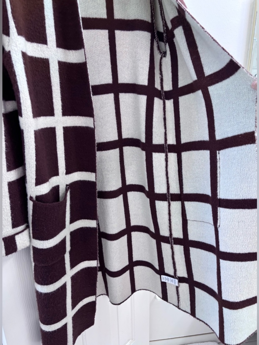 Lost + Wander Grid Plaid Open-Front Long Cardigan in Brown and Cream - SIZE M/L - Picture 8 of 14